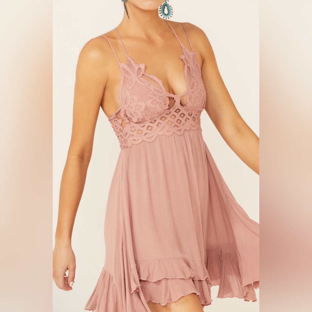 Free People Adella Pink Ruffled Slip Dress, XS NWT - Picture 2 of 4